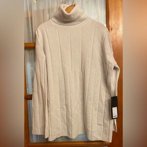 Joseph Putty Cream Turtleneck Sweater . NWT Perfect condition. Oversized. XXS